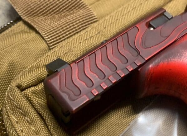 GLOCK 17 GEN 3 RED DRAGON SHARK ,