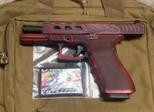 GLOCK 17 GEN 3 RED DRAGON SHARK ,