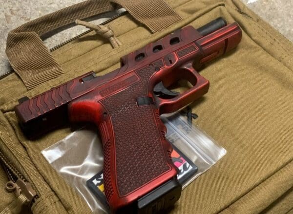 GLOCK 17 GEN 3 RED DRAGON SHARK ,