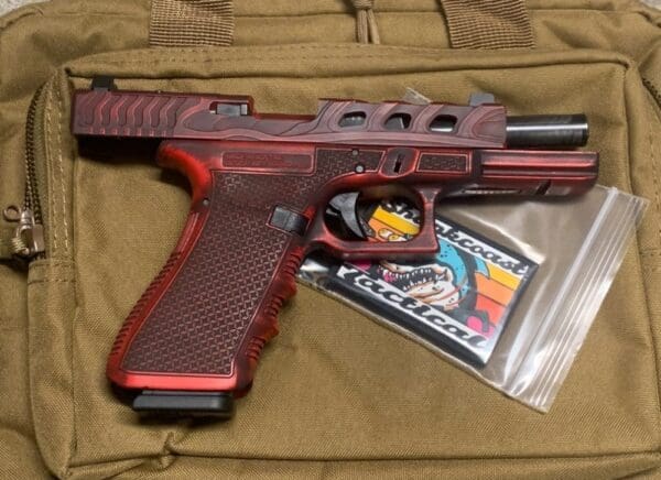 GLOCK 17 GEN 3 RED DRAGON SHARK ,