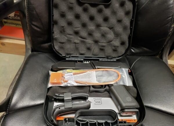 NEW GLOCK 17 G5 9MM 4.49 INCH 17RDX3 9 MM G17 GEN5 FULL SIZE
