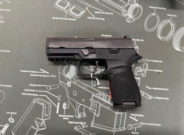 SIG SAUER P320 COMPACT 9MM - Image 6