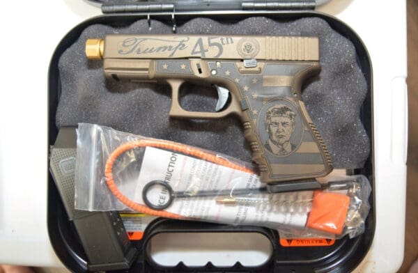 Glock 19 9mm Trump Commemorative
